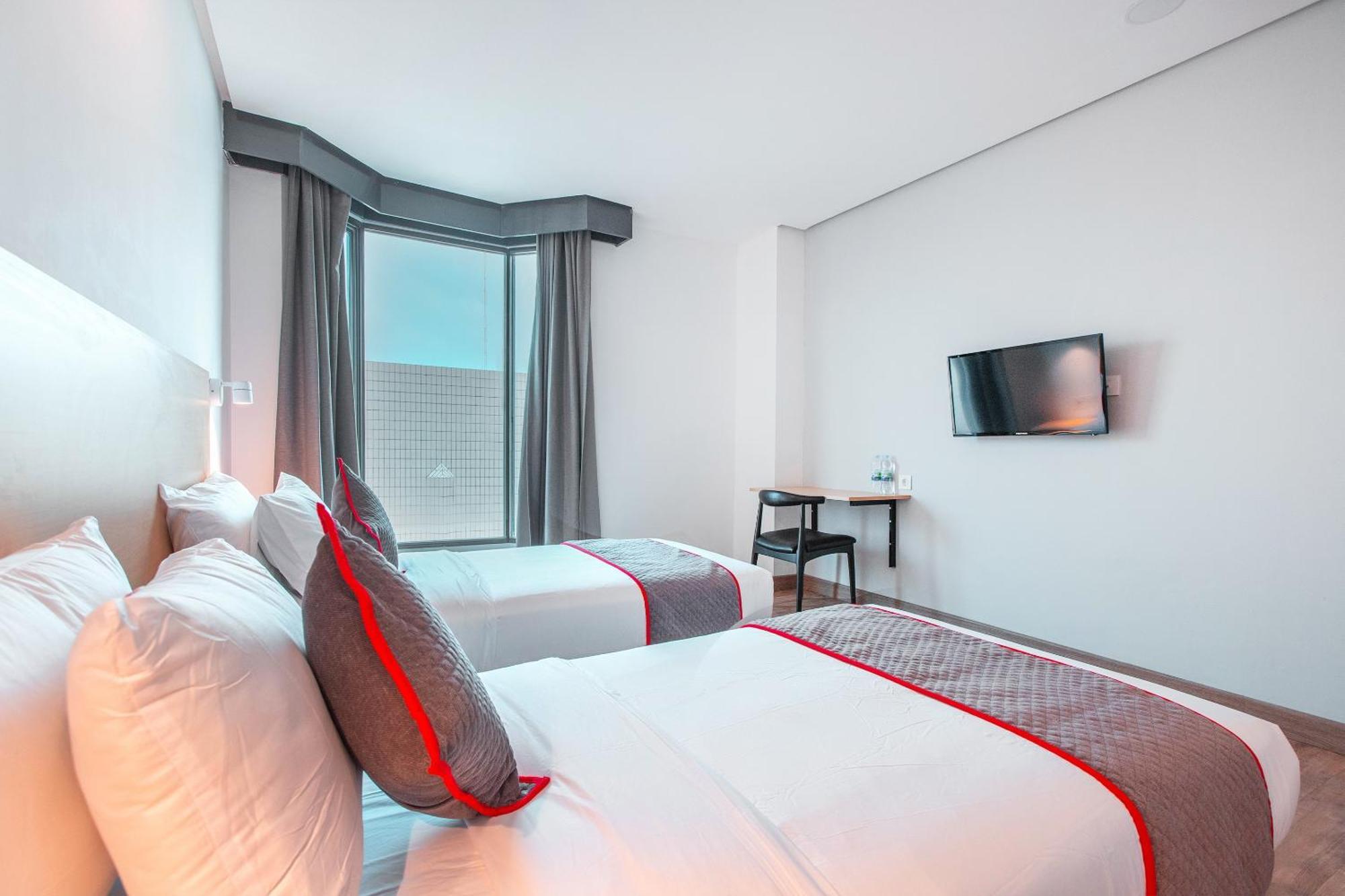 Super Oyo Townhouse 1 Hotel Salemba Jakarta Exterior photo